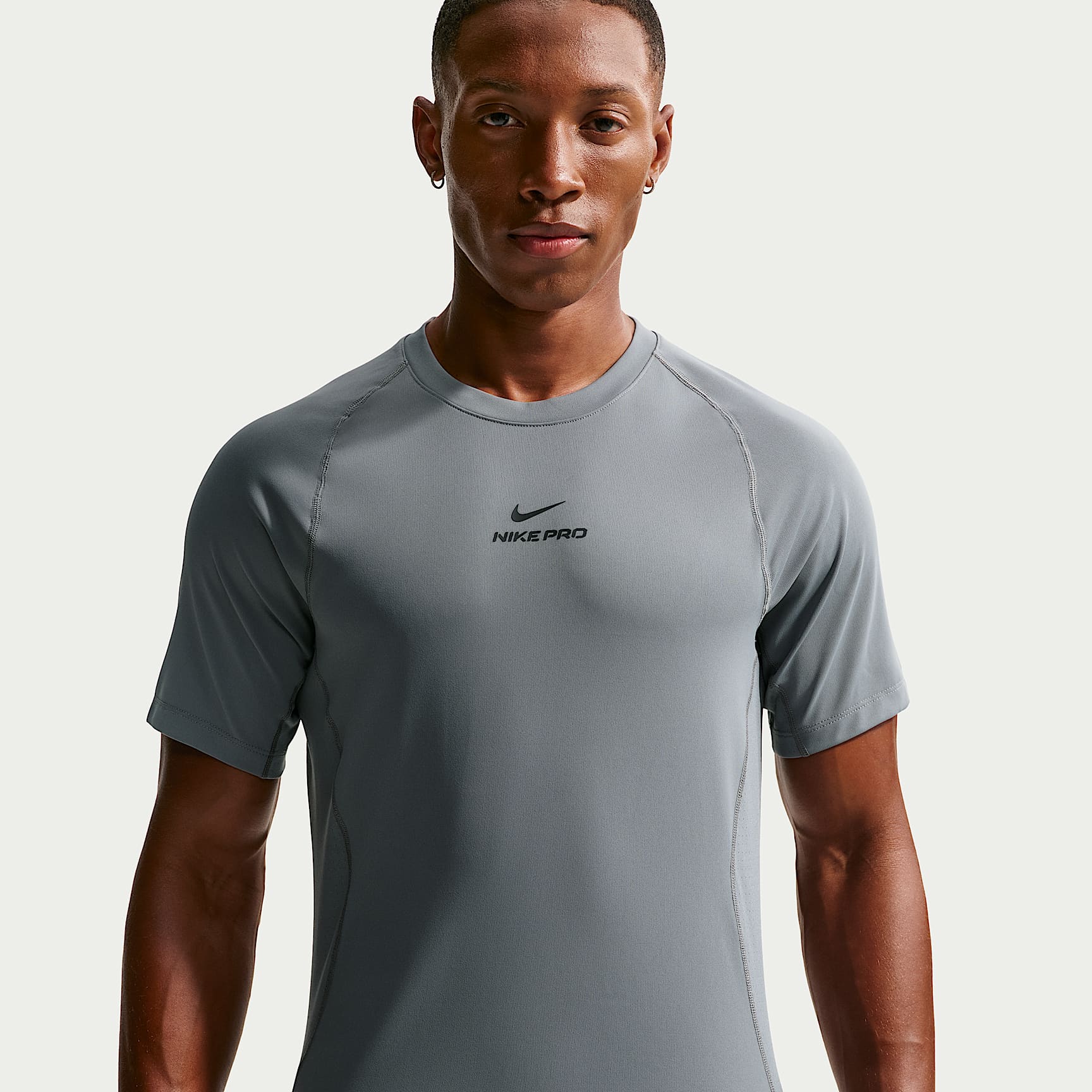 Nike Pro Training Men's Dri-FIT Short-Sleeve Top. Nike SI